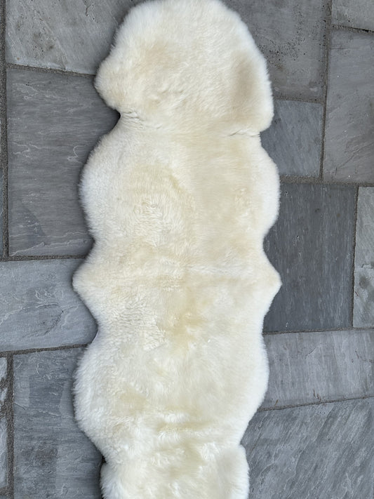 White British Sheepskin Rug